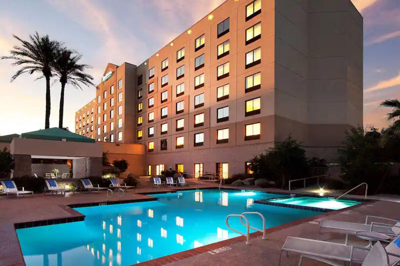 Radisson Hotel Phoenix Airport Zewnętrze zdjęcie